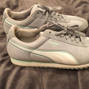 Puma Roma Shoes